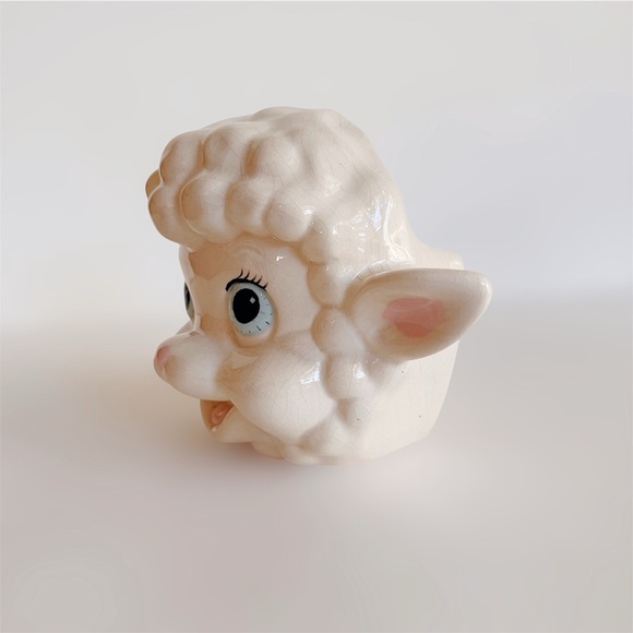 SOLD‼️‼️Vintage Cute Kitsch Baby Lamb Head Wall Pocket Vase Handmade - Picture 3 of 7